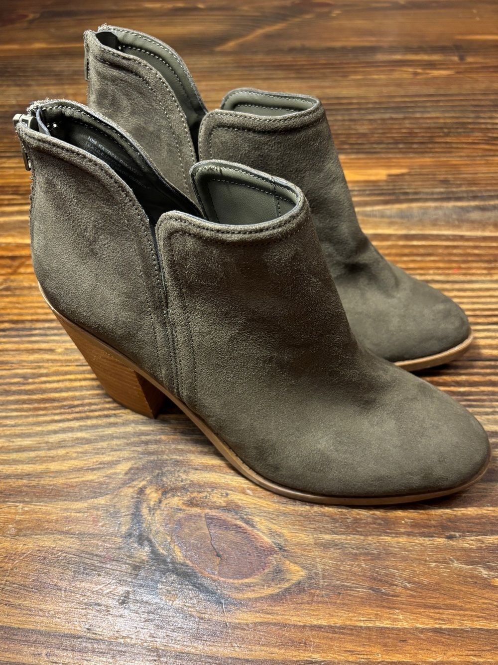 Joie Kayden Olive Green Faux Suede Ankle Booties Size 10